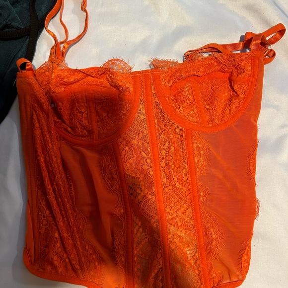 Corset top - Picture 1 of 1
